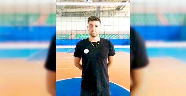 Genç voleybolcu Yenişehir'e transfer oldu