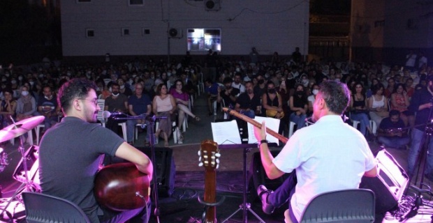 Mikail Aslan'dan Diyarbakır'da müzik şöleni