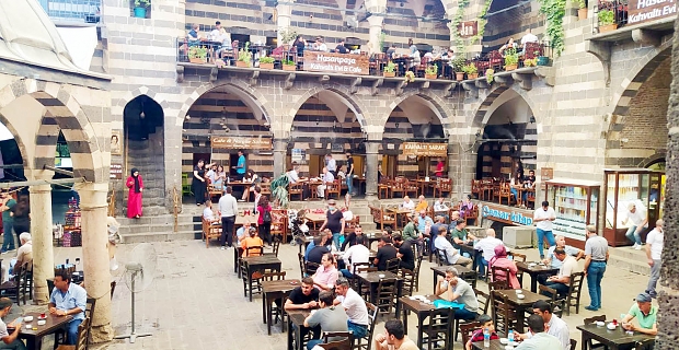Diyarbakır turist akınına uğruyor