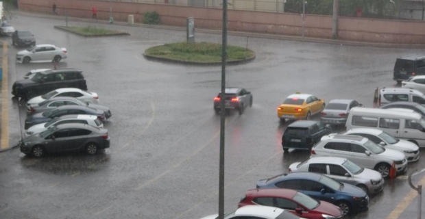 Diyarbakır sağanak yağış etkili oldu