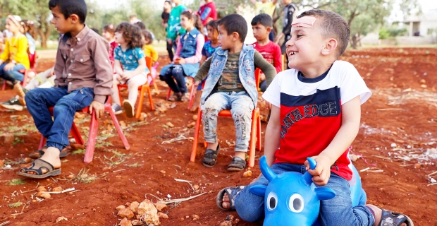 Suriyeli 12,3 milyon çocuk insani yardıma muhtaç