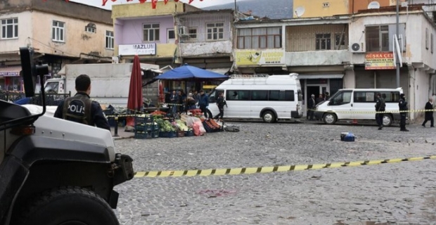 Diyarbakır'da eşini ağır yaralayan bekçi kayıplara karıştı