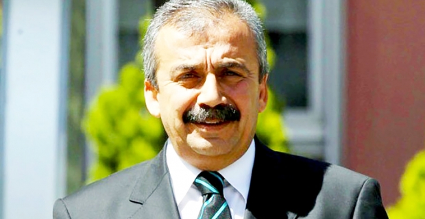 Sırrı Süreyya Önder’e 301’den hapis talebi