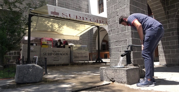 Sur ilçesinde restore edilen iş yerleri bir bir açıldı (VİDEO)