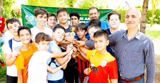  ‘Yaz Kur’an Kursları futbol turnuvası’ düzenlendi