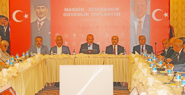 Bakan Soylu, Mardin ve Diyarbakır  ‘İl Güvenlik Toplantısı'na katıldı