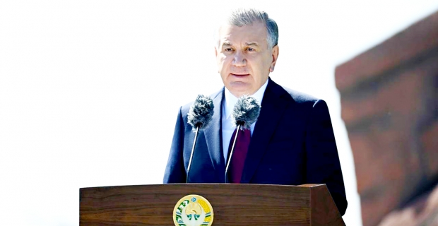 Özbekistan Cumhurbaşkanından  Silvan'da Harzemşah türbesi talebi