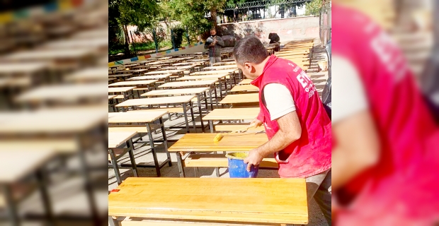 22 okulun 1400 sıra ve masası onarıldı