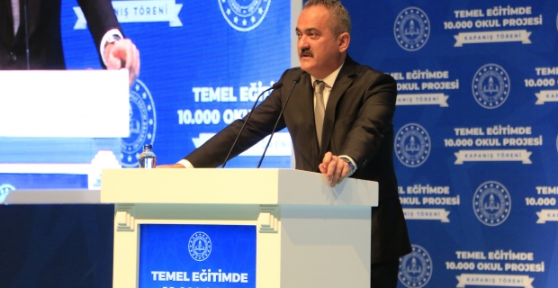 Milli Eğitim Bakanı Özer Diyarbakır'da