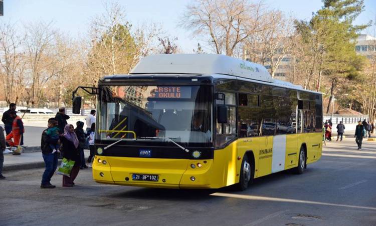 Diyarbakır'da hafta sonu şehir içi hatlara ek otobüs