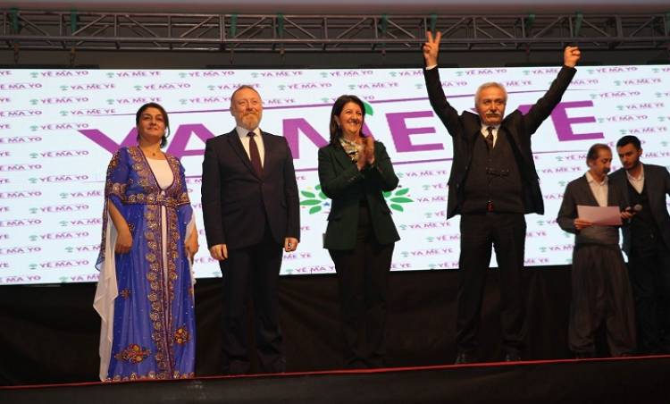 HDP İl ve İlçe Belediye Başkan adaylarını tanıttı