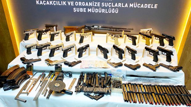 Yasa dışı silah ticareti operasyonu